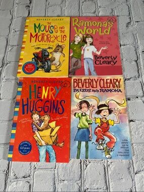 Beverly Cleary 4-Book Set — Colorful Kids Classics Ramona’s World The Mouse Etc.